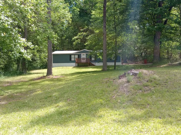 88 Oakview Dr, Carrollton, GA 30116
