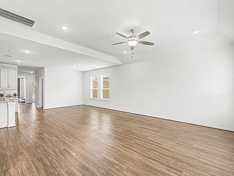 209 Cambria Green Ln — Photo 21