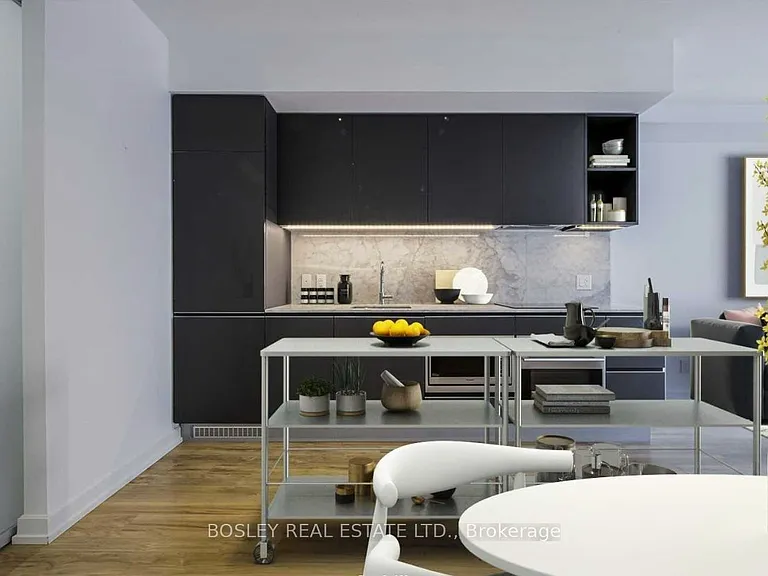 377 Madison Ave #312 — Photo 3