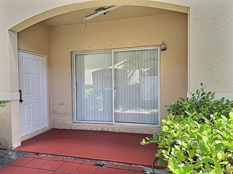 8833 S Isles Cir #8833 — Photo 20