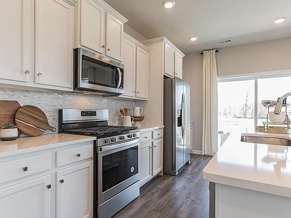 4th image of 20 Skipton Ln