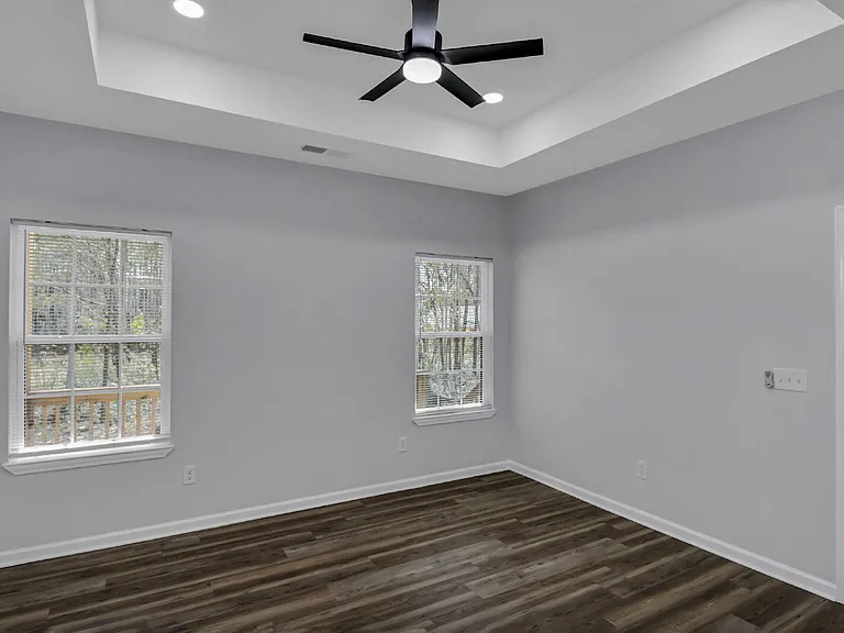 32 Roberson St — Photo 25