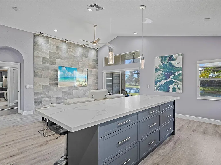 3689 Miramontes Cir — Photo 15
