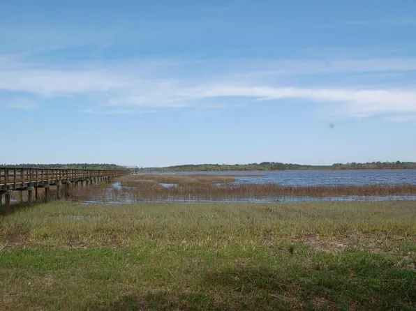 47 Reserve Dr, Seabrook, SC 29940