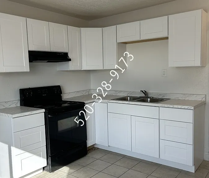 757 E Pastime Rd — Photo 5