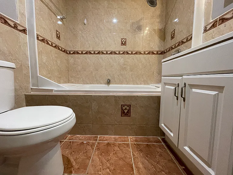 76 Wade St #1E — Photo 8