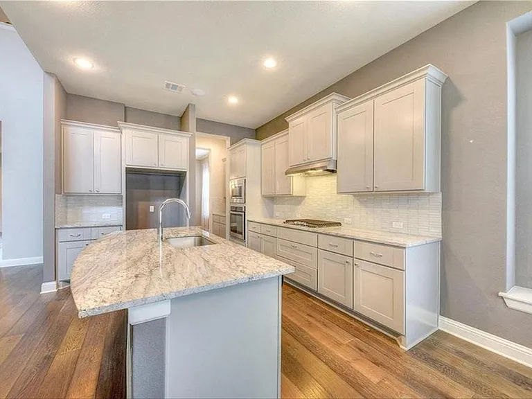 203 Ancient Oak Way — Photo 6