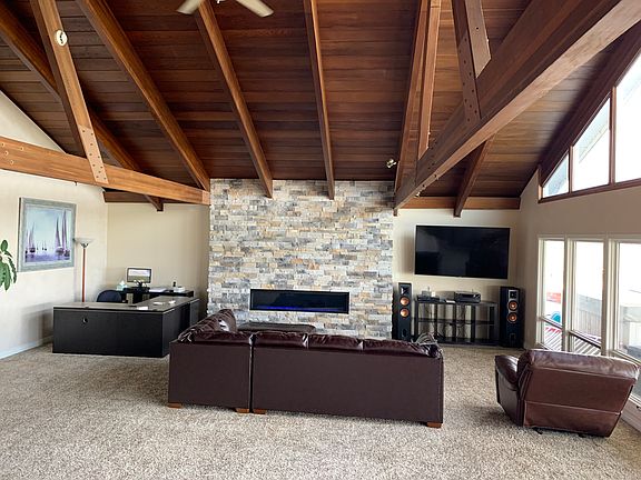 5th image of 492 W Lakeshore Dr