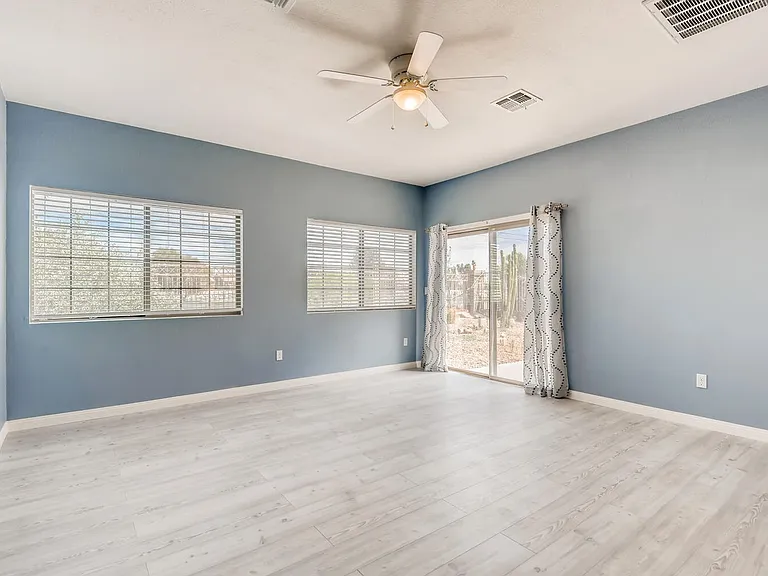 3594 Driving Range St — Photo 14