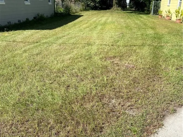 1221 Elliott Avenue, Savannah, GA 31415