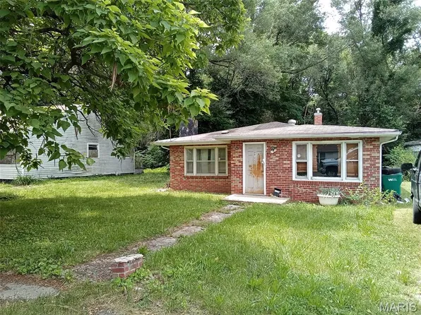 2716 Trendley Ave, East Saint Louis, IL 62207