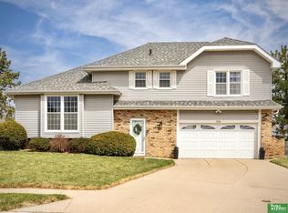 2141 N 122nd Cir, Omaha, NE 68164