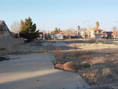 36 Street W #15, Lancaster, CA, 93535