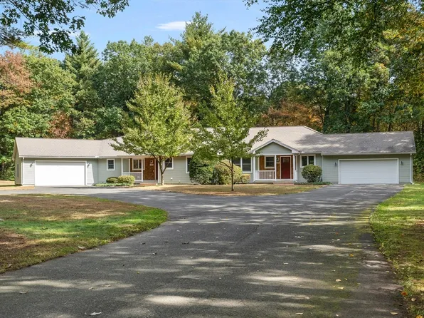 50 Pomeroy Meadow Rd, Southampton, MA 01073