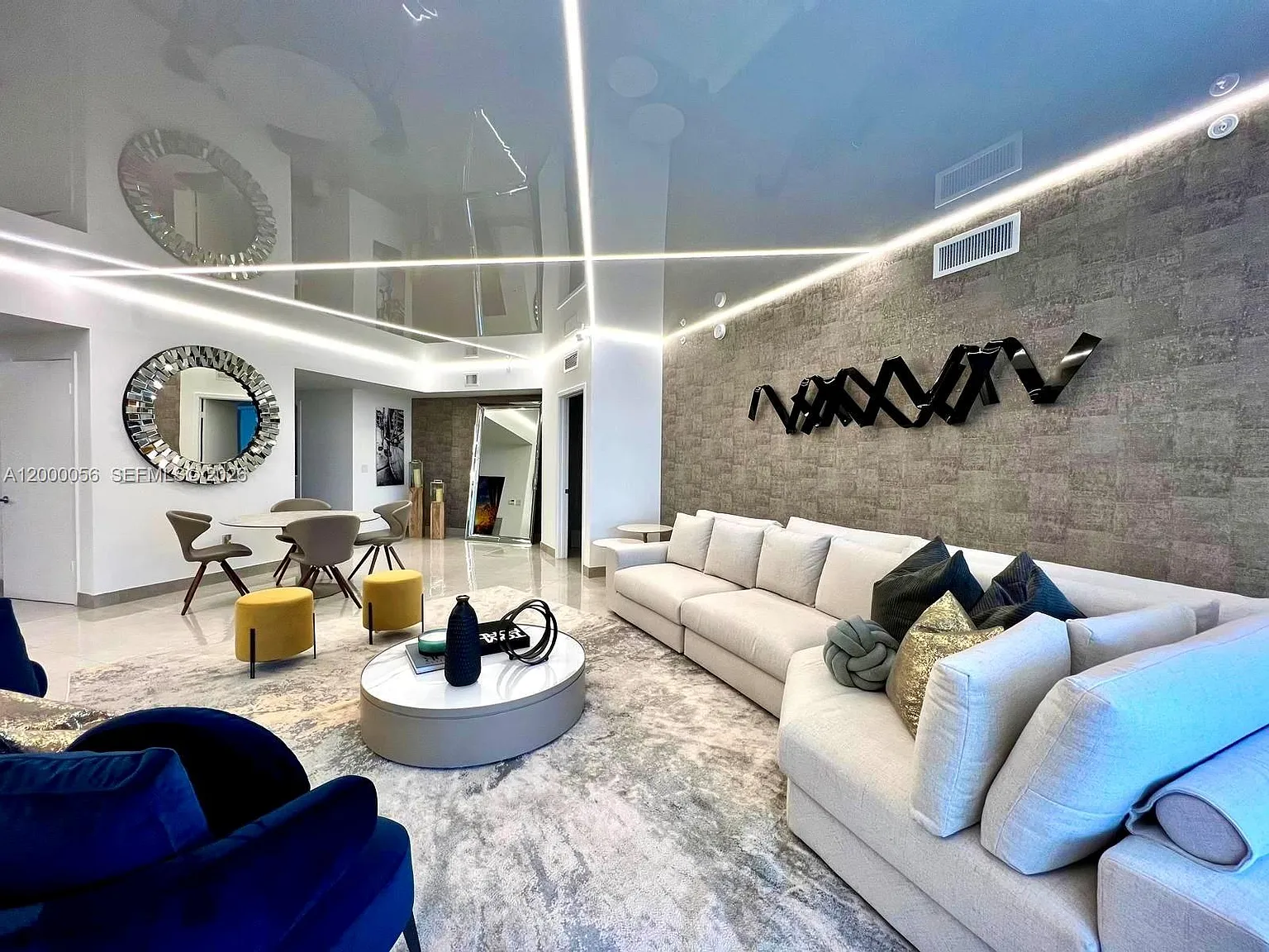 Marina Palms Residences N — Photo 1