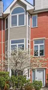 2561 N Greenview Ave, Chicago, IL, 60614