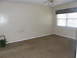 3rd image of 106 Asbill Ave