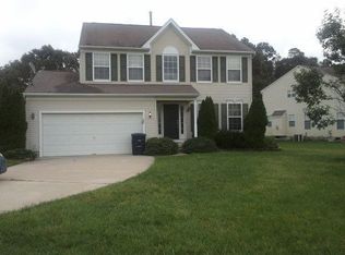 951 Honeysuckle Ct, Williamstown, NJ 08094