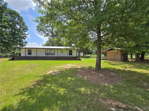 31268 Crain Rd, Albany, LA 70711