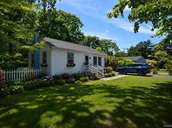 68 George Street, East Patchogue, NY 11772