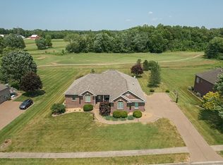 100 Morning Dove Ln, Boonville, IN 47601
