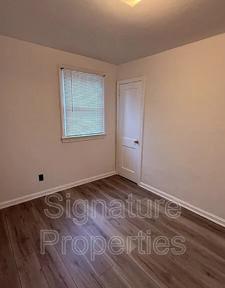 401 Craven St — Photo 13