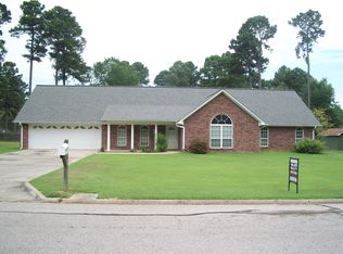 408 E 19th St, Hope, AR 71801