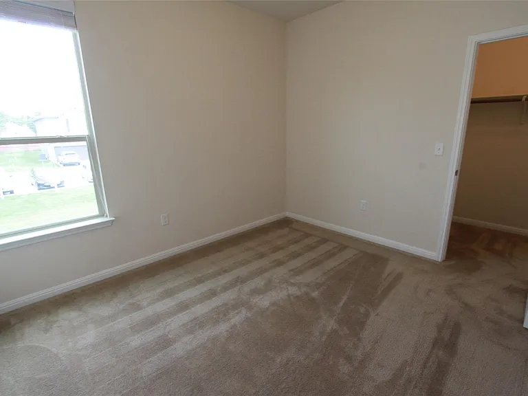 9304 Lost Bridge Ln — Photo 26