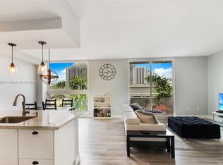 275 NE 18th St APT 405, Miami, FL 33132