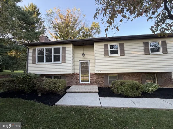 1720 Oberlin Rd, Middletown, PA 17057