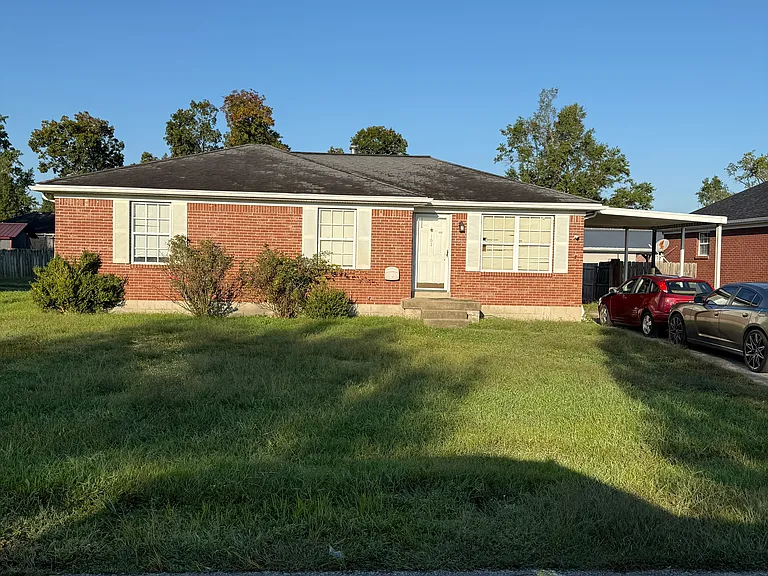 161 Joshua Ct — Photo 2