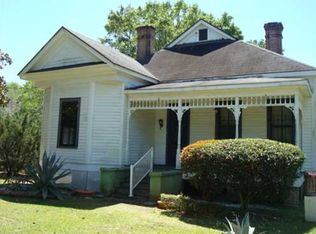 4500 Elder St, Moss Point, MS 39563