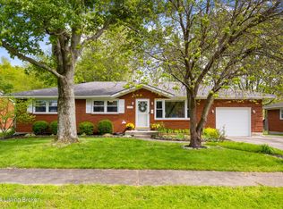 8213 Rocky Gap Rd, Louisville, KY 40214