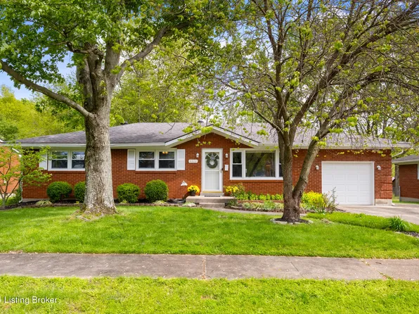 8213 Rocky Gap Rd, Louisville, KY 40214