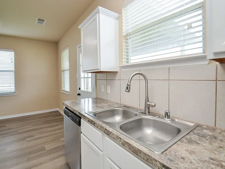 4127 Chablis Ridge Ct — Photo 14