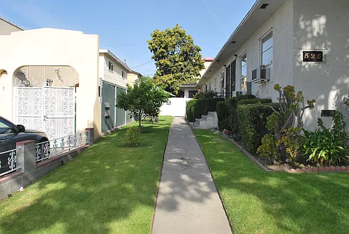 525 E Valencia Ave #A Photo 1