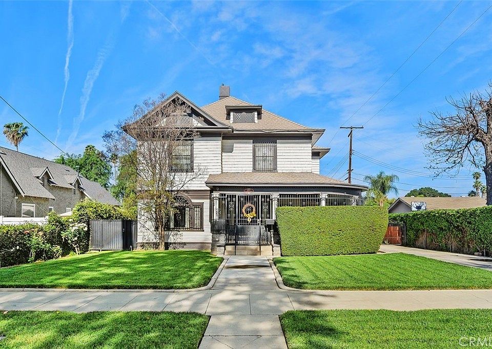 1st image of 4771 Victoria Ave