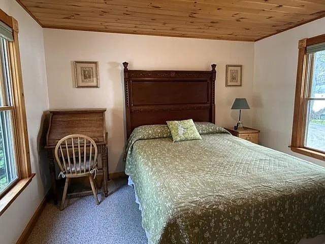 9 Lakeside Rd — Photo 8