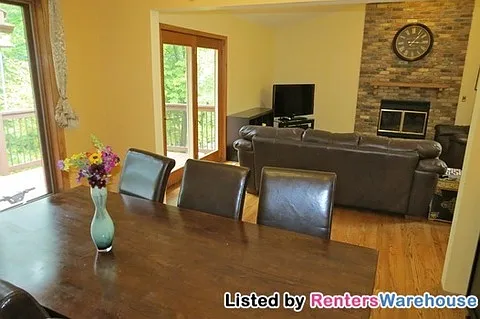 1649 Norwood Dr — Photo 5