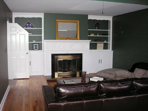 Berkeley, Living Room