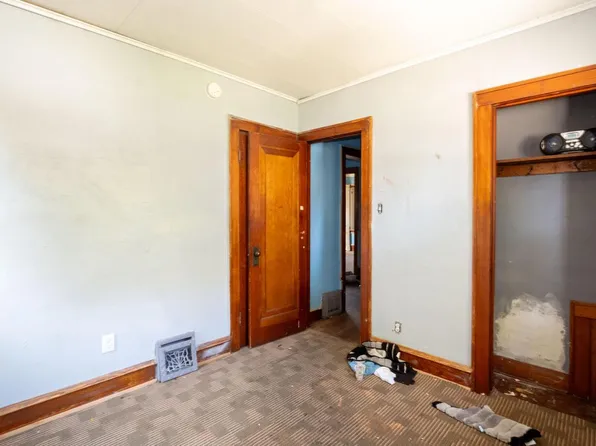 319 West Abert PLACE, Milwaukee, WI 53212