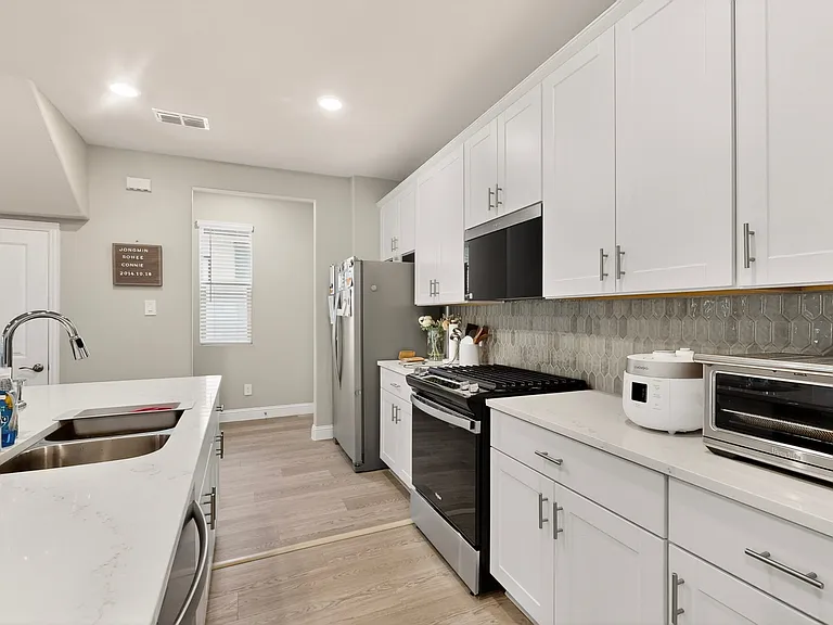 2636 Big Bend Mews — Photo 14