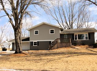 1481 N Bush Ave, Kankakee, IL 60901