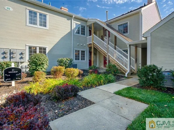 81 Winthrop Rd #B, Monroe Township, NJ 08831