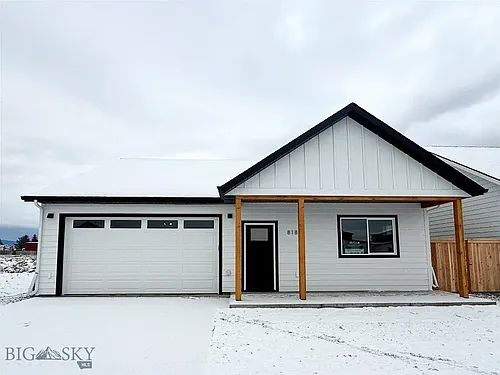 818 Accolade Loop Photo 1