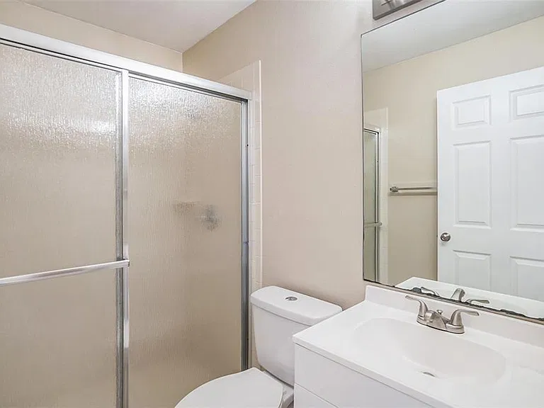 12712 Longcrest Dr — Photo 22