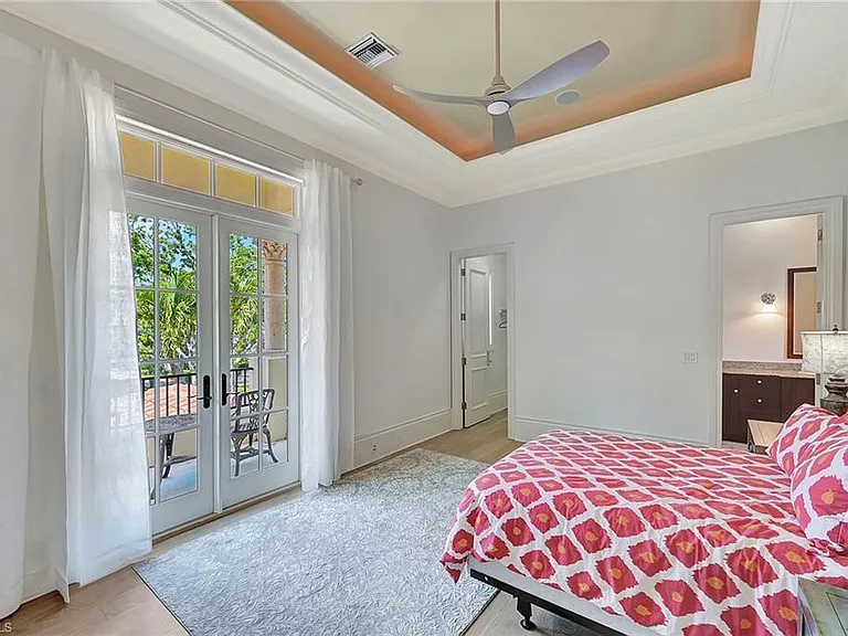 2052 Isla Vista Ln — Photo 38