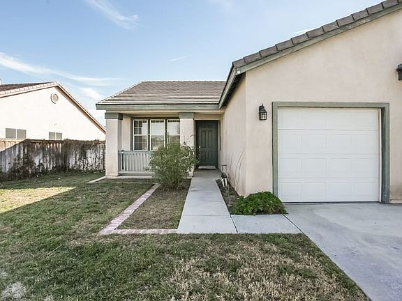 2nd image of 1044 Cypress Dr