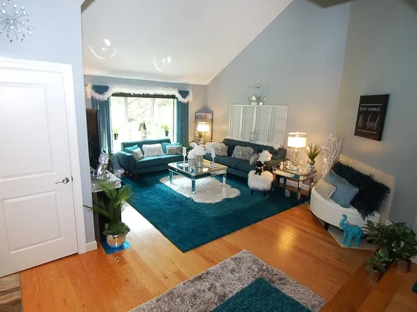 69 Harbor Ky, Secaucus, NJ 07094