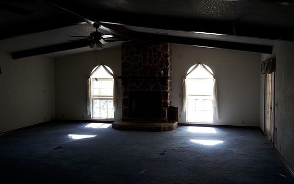 4th image of 905 Copeland St